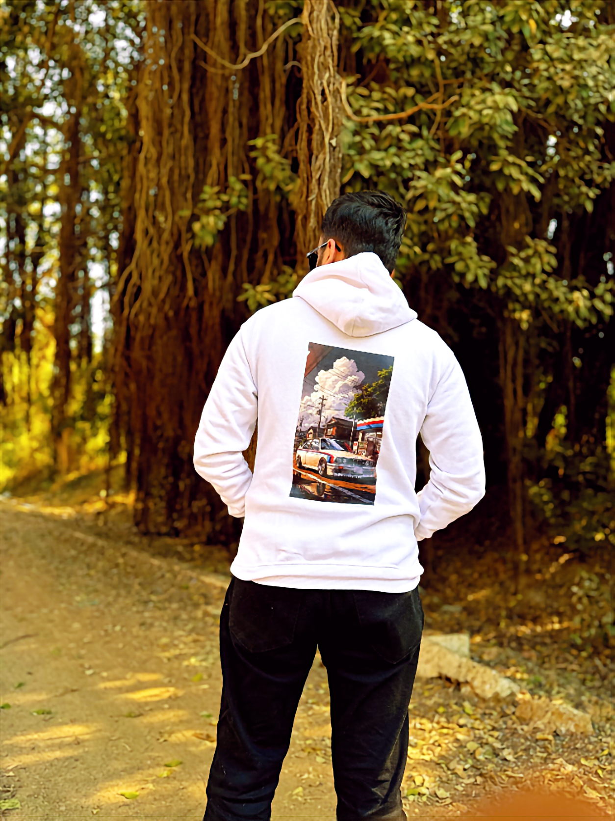 GRAPHIC HOODY